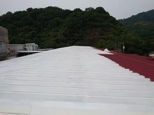 「屋根　遮熱塗装　２現場」の画像