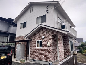 「広島市　外壁2色塗装　外壁塗り替え」の画像