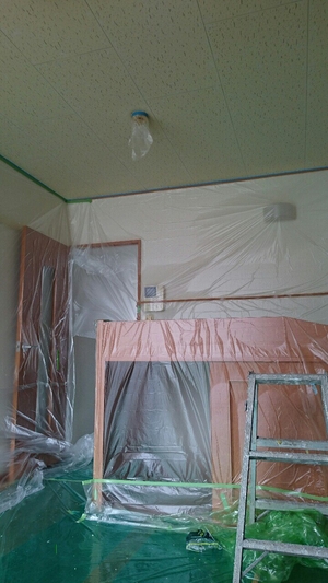 「アパート　内部　天井塗替え」の画像