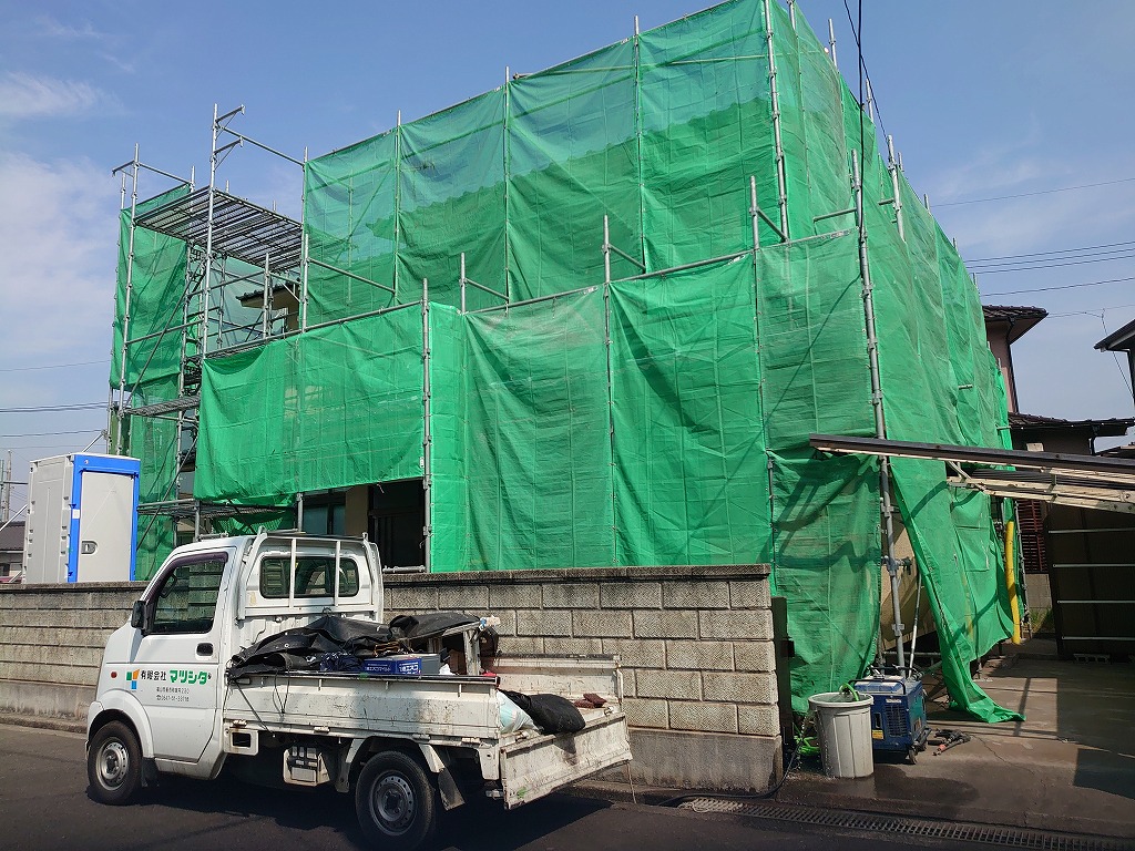 「福山市　外壁塗替え　カーポート鉄骨塗替え」の画像